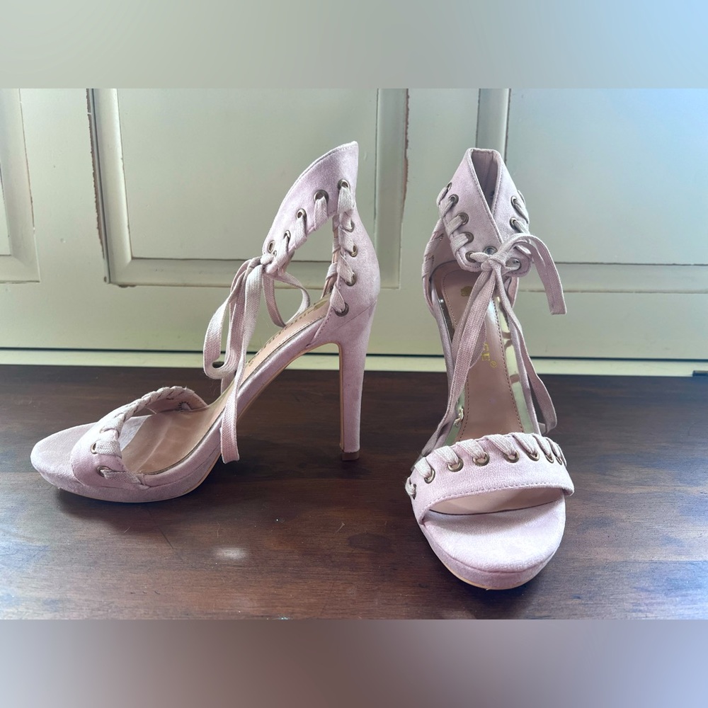 Adorable pink strappy heels